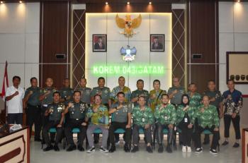 Danrem 043/Gatam Sambut Silaturahmi Rektor Universitas Malahayati Beserta Staf